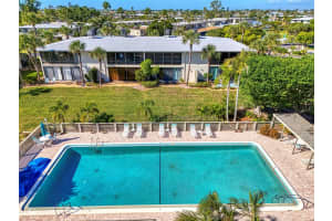 6500 FLOTILLA DRIVE, HOLMES BEACH, FL 34217 - MLS#MFRA4678773