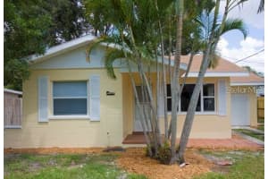 1957 Magnolia St, SARASOTA
