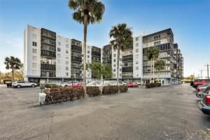 2901 26th St W #606, BRADENTON