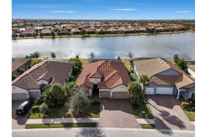 7032 HIGHGATE LANE, BRADENTON, FL 34202 - MLS#MFRA4678848