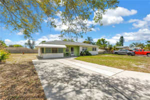 2303 GEORGETOWN ROAD, BRADENTON, FL 34207 - MLS#MFRA4678862