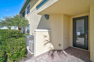 1258 Riverscape St #a Bradenton, FL 34208 - Off Market