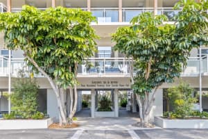 225 SANDS POINT ROAD, LONGBOAT KEY, FL 34228 - MLS#MFRA4678918