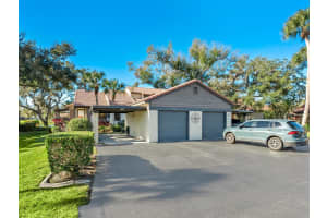 4372 TRAILS DRIVE, SARASOTA, FL 34232 - MLS#MFRA4678938