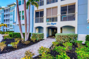 391 Aruba Cir #401, BRADENTON
