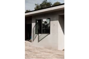 505 N Woodlynne Ave Tampa, FL 33609 - Off Market