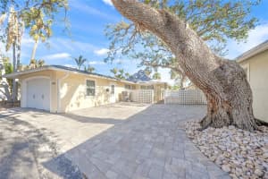 1358 MOONMIST DRIVE, SARASOTA, FL 34242 - MLS#MFRA4679013