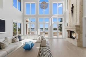 144 N Casey Key Rd Nokomis, FL 34229 - Off Market