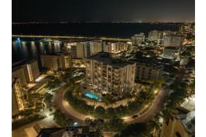 325 GOLDEN GATE POINT, SARASOTA, FL 34236 - MLS#MFRA4679097