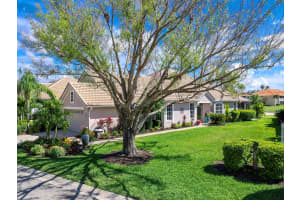 7052 Woodmore Ter, LAKEWOOD RANCH