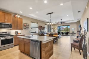 7525 ALUMNI TRAIL, SARASOTA, FL 34243 - MLS#MFRA4679147