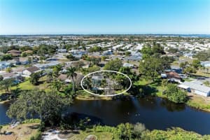 6502 38TH AVENUE CIRCLE, BRADENTON, FL 34209 - MLS#MFRA4679156