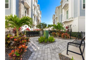 508 LAUREL PARK DRIVE, SARASOTA, FL 34236 - MLS#MFRA4679159