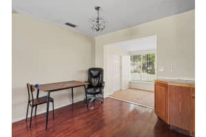 3807 CHINABERRY ROAD, BRADENTON, FL 34208 - MLS#MFRA4679277