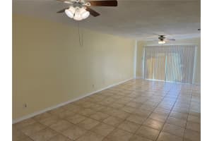 215 AMHERST AVENUE, SARASOTA, FL 34232 - MLS#MFRA4679295