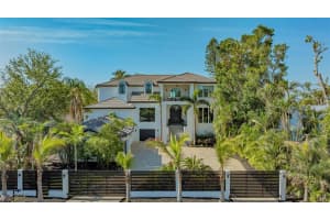 1540 HILLVIEW DRIVE, SARASOTA, FL 34239 - MLS#MFRA4679306