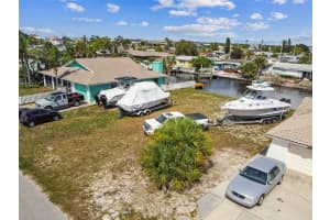 13612 GARRIS DR, HUDSON, FL 34667 - MLS#MFRA4679328