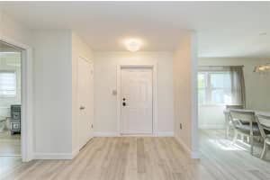 3368 SHEFFIELD CIRCLE, SARASOTA, FL 34239 - MLS#MFRA4679367