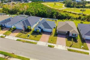 3565 74TH AVENUE CIRCLE, SARASOTA, FL 34243 - MLS#MFRA4679436