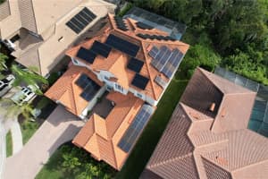 8111 SANTA ROSA COURT, SARASOTA, FL 34243 - MLS#MFRA4679494