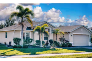 5371 Layton Dr, VENICE