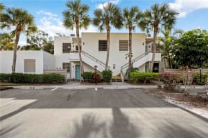 320 TIMBER LAKE DRIVE, BRADENTON, FL 34210 - MLS#MFRA4679527