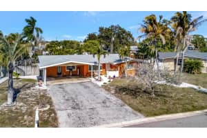 5918 8th Avenue Dr W, BRADENTON