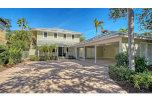 1695 HYDE PARK STREET, SARASOTA, FL 34239 - MLS#MFRA4679534