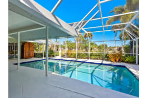 4725 GREENCROFT ROAD, SARASOTA, FL 34235 - MLS#MFRA4679547