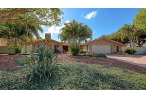 7603 Alhambra Dr, BRADENTON