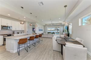 925 CROSSWIND AVENUE, SARASOTA, FL 34240 - MLS#MFRA4679579