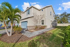 11617 Woodleaf Dr, LAKEWOOD RANCH