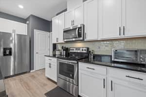 11617 WOODLEAF DRIVE, LAKEWOOD RANCH, FL 34211 - MLS#MFRA4679581