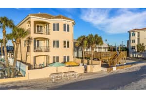 13423 GULF LANE, MADEIRA BEACH, FL 33708 - MLS#MFRA4679667