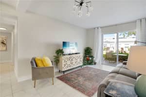 2211 SUNSET DRIVE, BRADENTON, FL 34207 - MLS#MFRA4679691