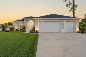 2711 Atwater Dr, NORTH PORT