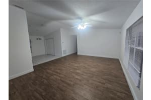 1052 HIGHLAND STREET, SARASOTA, FL 34234 - MLS#MFRA4679745