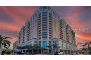 1350 Main St #304, SARASOTA