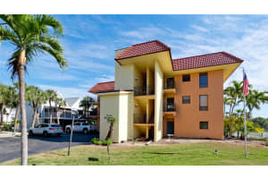 6005 GULF DRIVE, HOLMES BEACH, FL 34217 - MLS#MFRA4679762