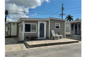 10315 CORTEZ RD W STREET, BRADENTON, FL 34210 - MLS#MFRA4679763