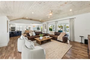 625 DUNDEE LANE, HOLMES BEACH, FL 34217 - MLS#MFRA4679856