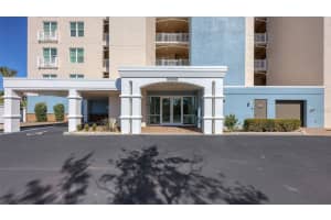 10530 BOARDWALK LOOP, LAKEWOOD RANCH, FL 34202 - MLS#MFRA4679861