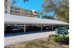 3730 Pinebrook Cir #404, BRADENTON