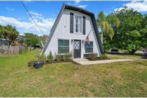 900 Riverside Dr, TARPON SPRINGS