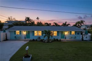 304 29TH STREET, HOLMES BEACH, FL 34217 - MLS#MFRA4679989