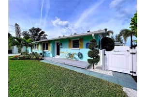 304 29TH STREET, HOLMES BEACH, FL 34217 - MLS#MFRA4679989