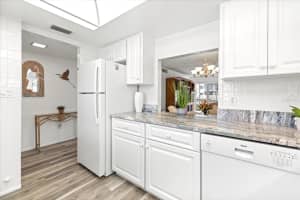 1300 PORTOFINO DRIVE, SARASOTA, FL 34242 - MLS#MFRA4680023