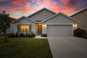7511 Rosewood Garden Loop, TAMPA
