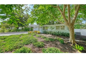 2374 ARLINGTON STREET, SARASOTA, FL 34239 - MLS#MFRA4680088