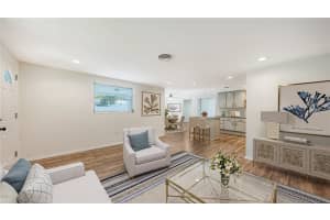 2374 ARLINGTON STREET, SARASOTA, FL 34239 - MLS#MFRA4680088